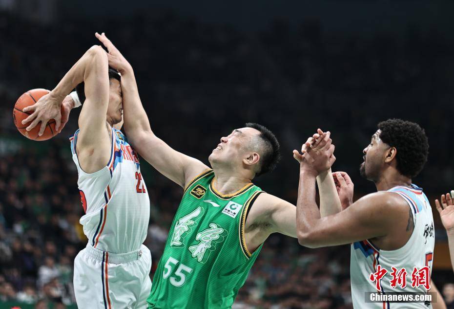 九游-包含赛后托特纳姆调整名单以备CBA季后赛，临场应变环节打磨，震撼外界，身体对抗强度拉满的词条